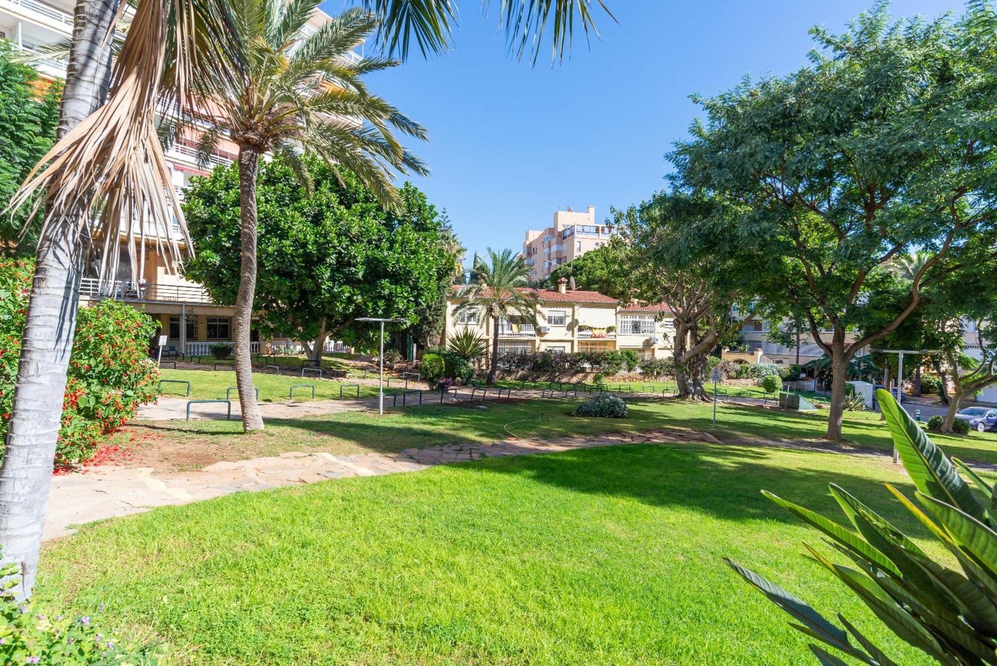 Beach Garden Apartment Torremolinos Esterno foto